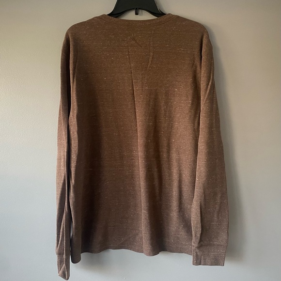 Old Navy Brown Thermal Quarter Button Long Sleeve - Men’s XL - Picture 3 of 3